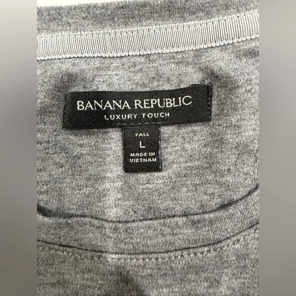 Banana Republic Gray Men’s Luxury Touch 100% Cotton T-Shirt size L Tall